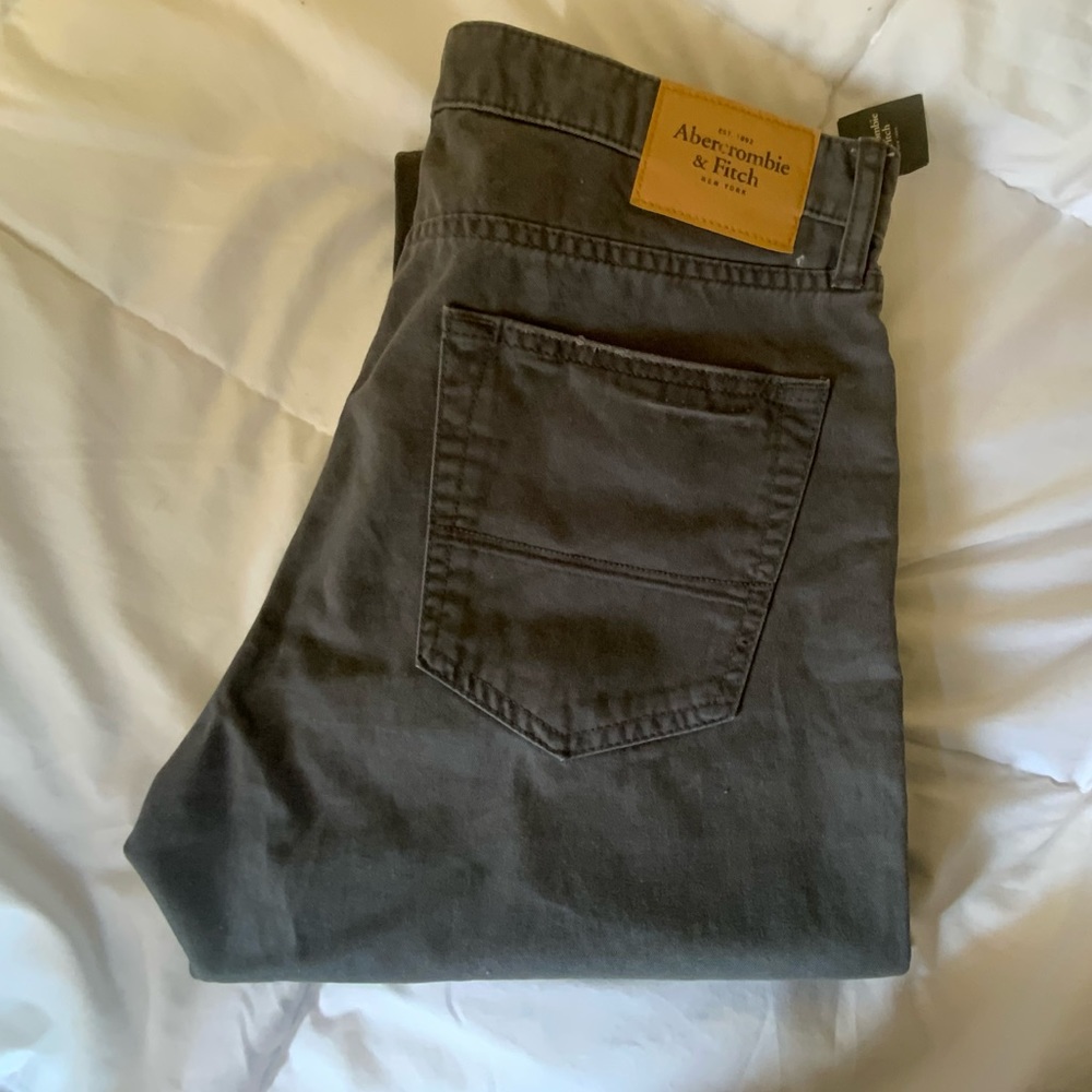 New Abercrombie & Fitch Gray Skinny Jeans